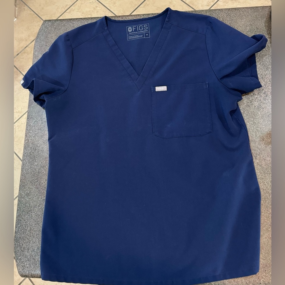 FIGS Navy blue scrub top